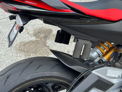Aprilia RS660 / Tuono 660 Passenger Peg Delete w/ Winglets