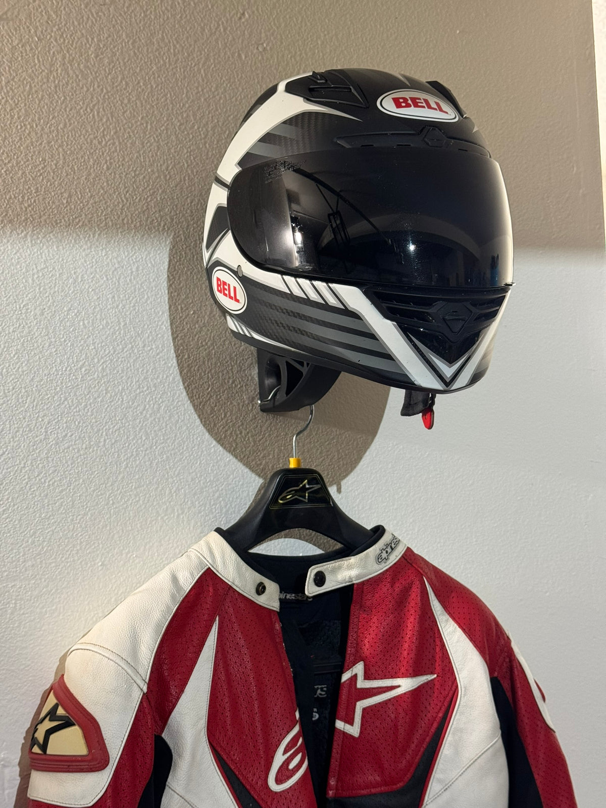 Helmet Rack - HD